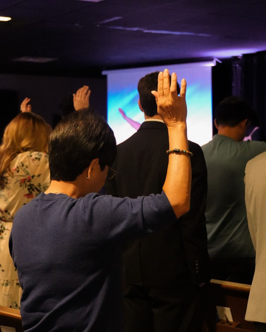 Worship at Renewal Church in Lubbock